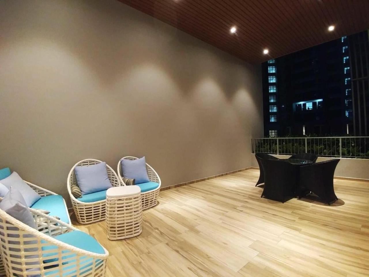 Atlantis Residences Melaka Esterno foto
