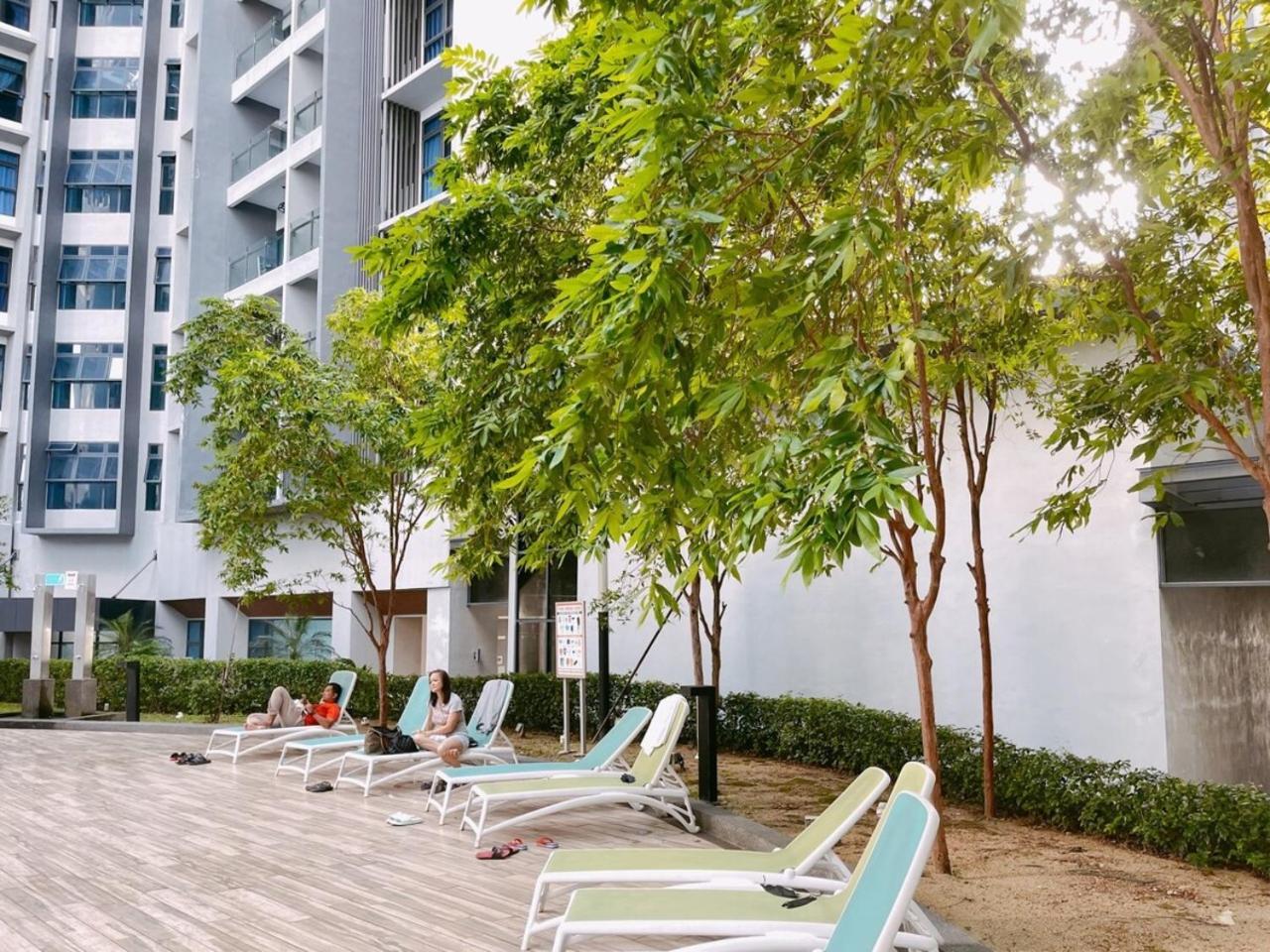 Atlantis Residences Melaka Esterno foto