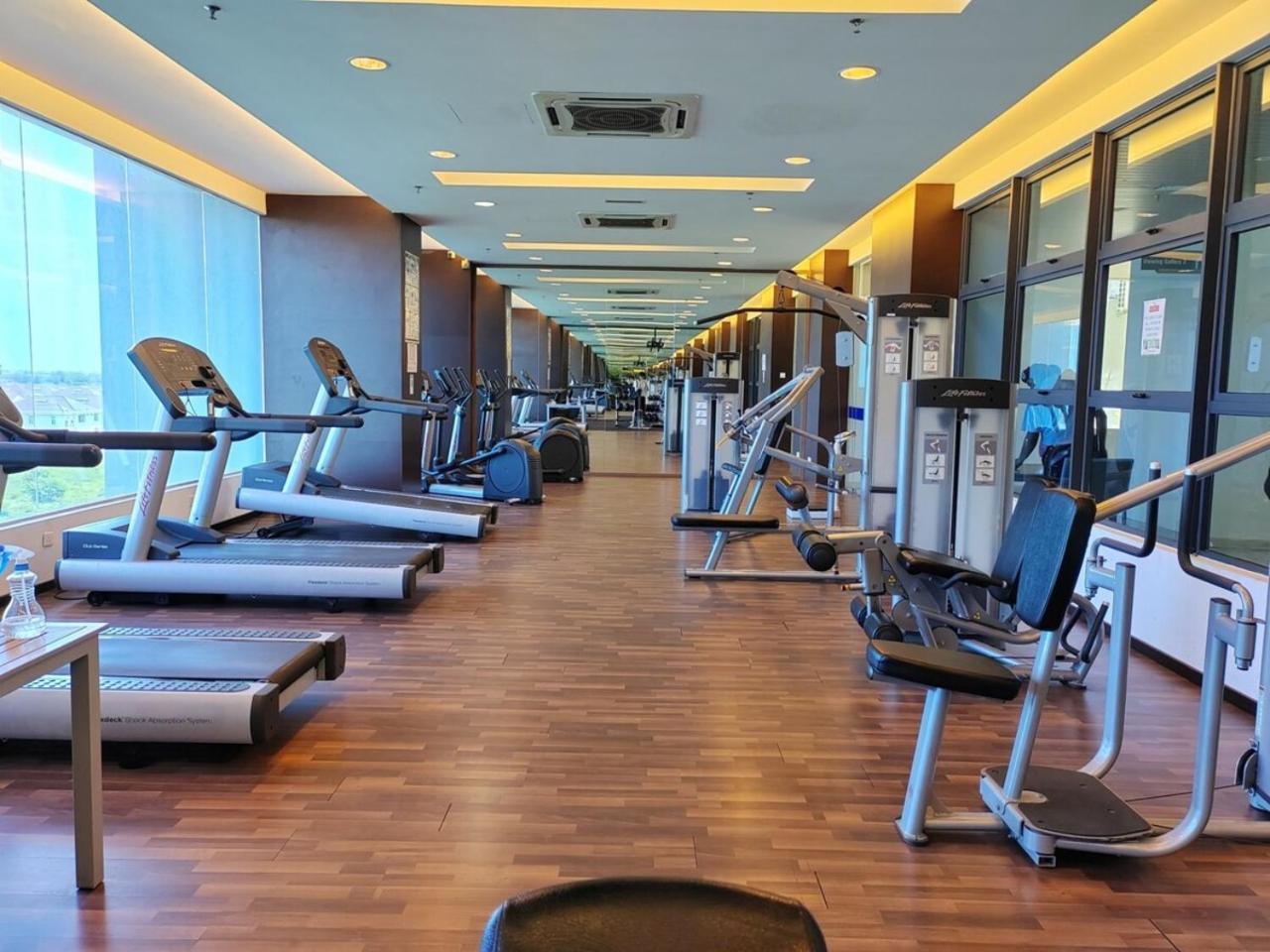 Atlantis Residences Melaka Esterno foto