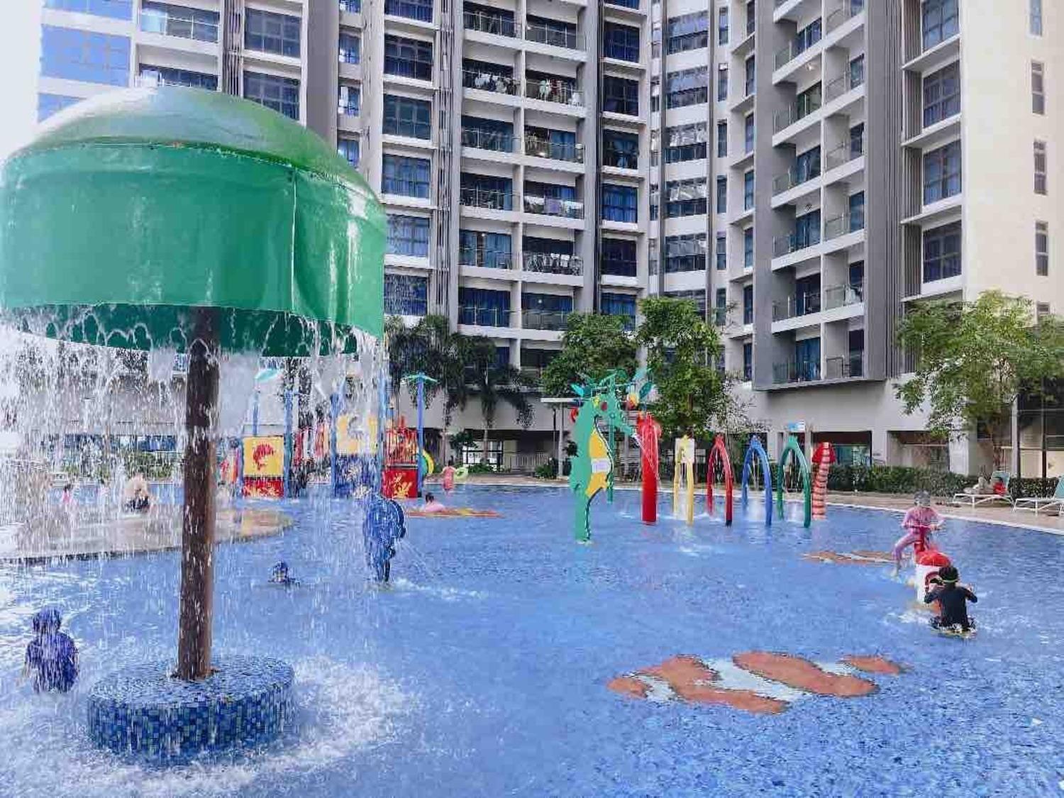 Atlantis Residences Melaka Esterno foto