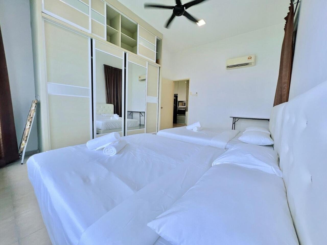 Atlantis Residences Melaka Esterno foto