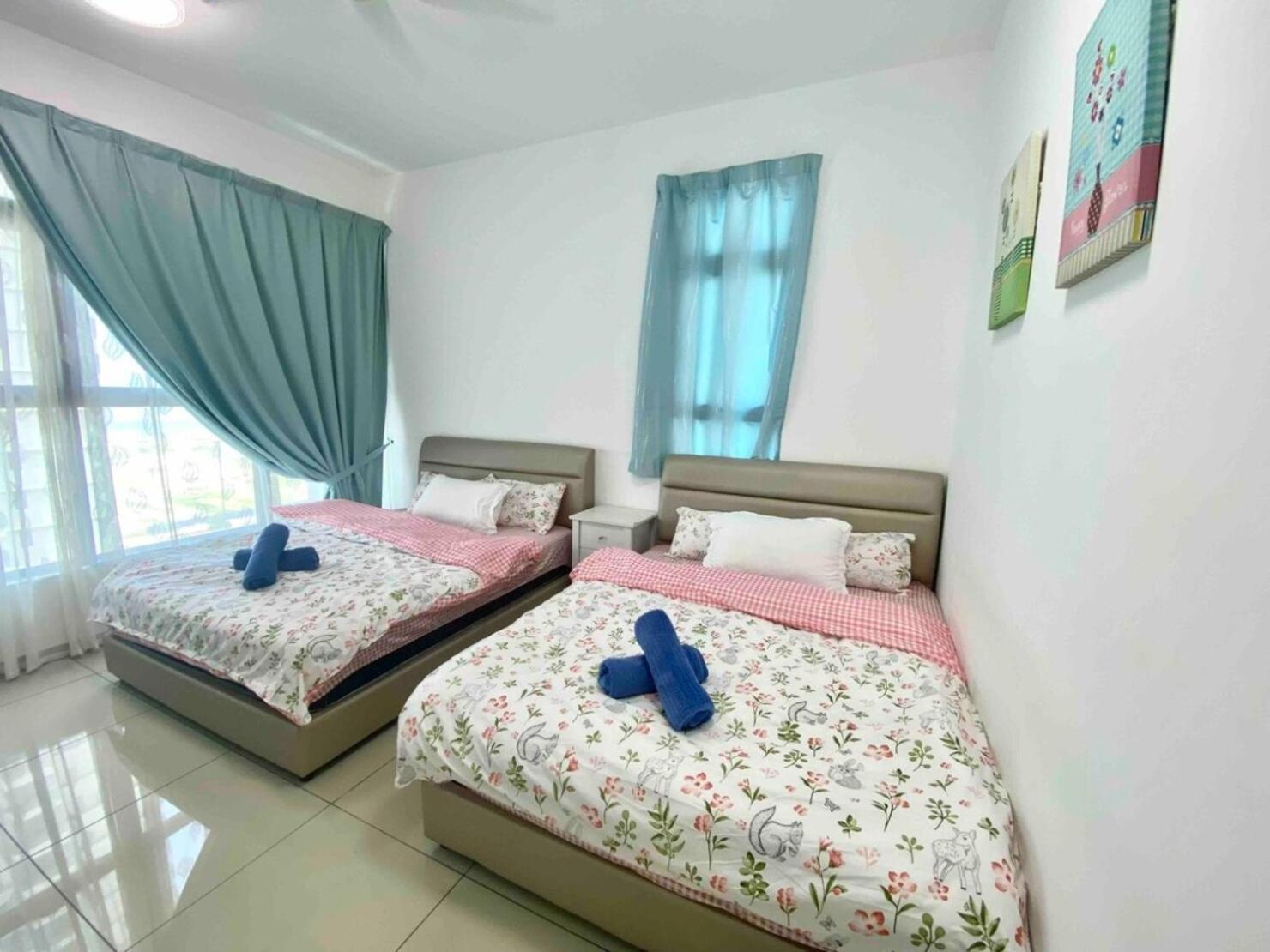 Atlantis Residences Melaka Esterno foto